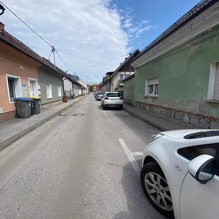 Apartma Ada *